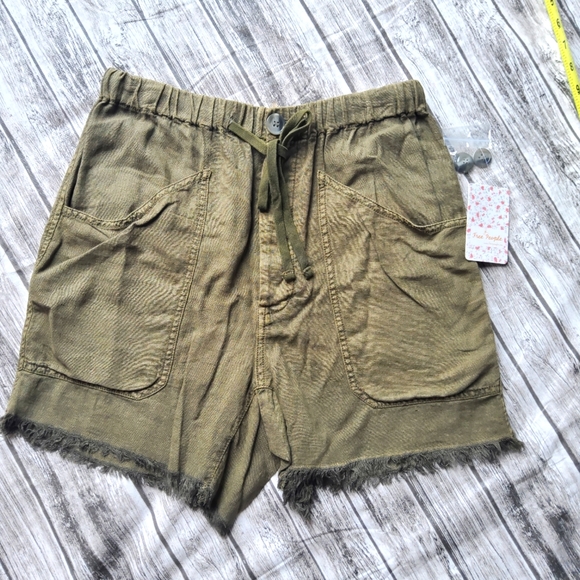 Free People Tomboy Linen Short - Picture 2 of 12
